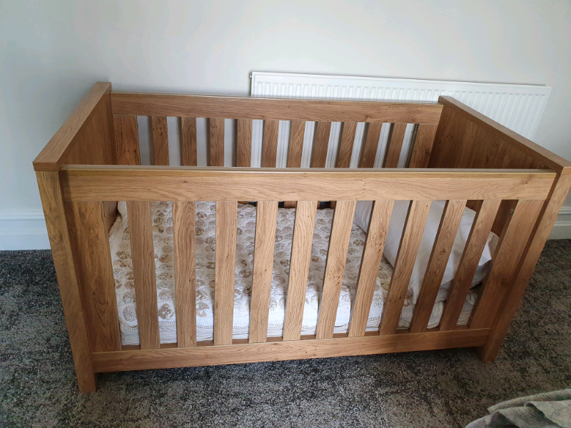 babystyle bordeaux oak